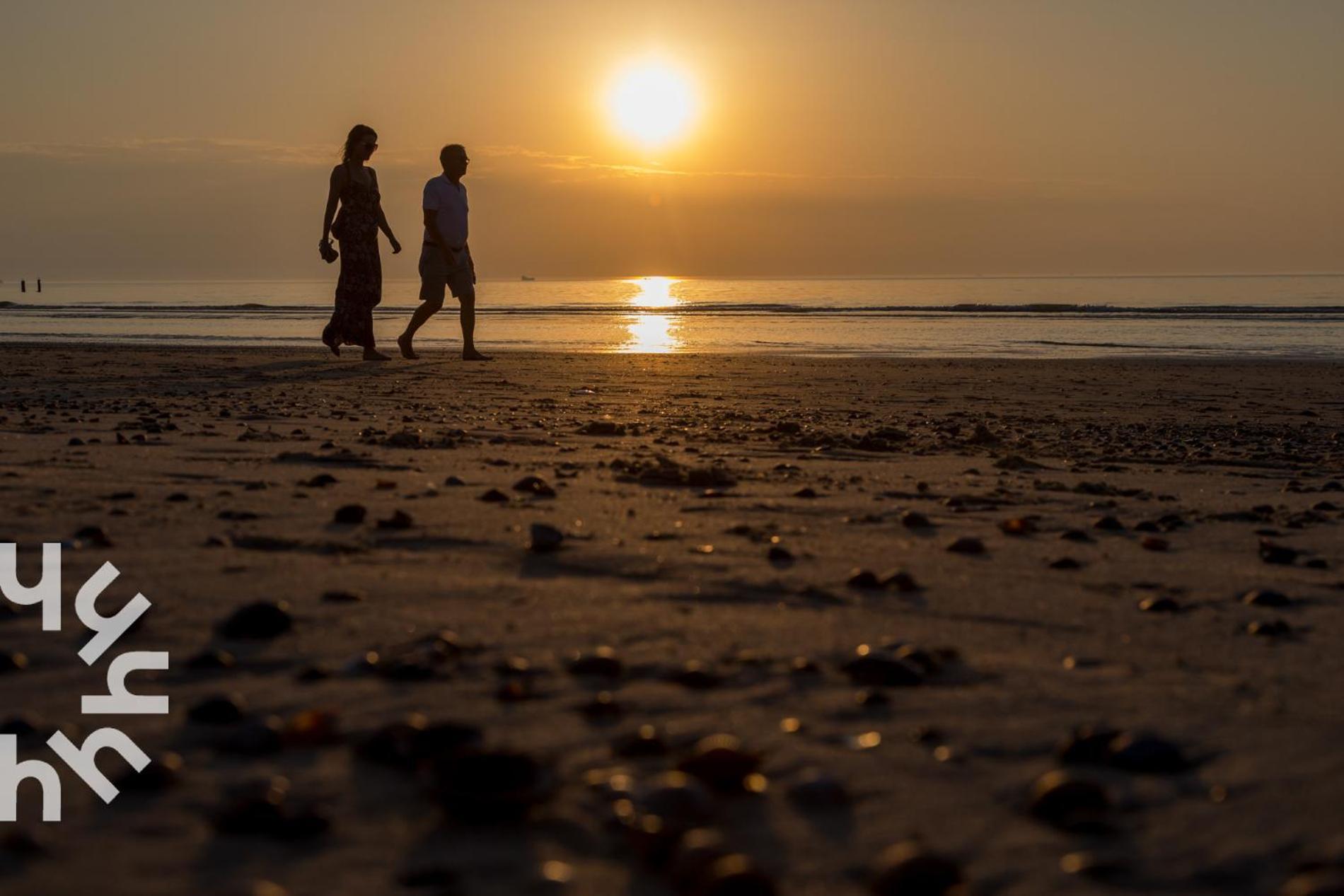Fijne Vakantiewoning In Domburg Op Loopafstand Strand En Centrum Met Parkeerplaats Esterno foto
