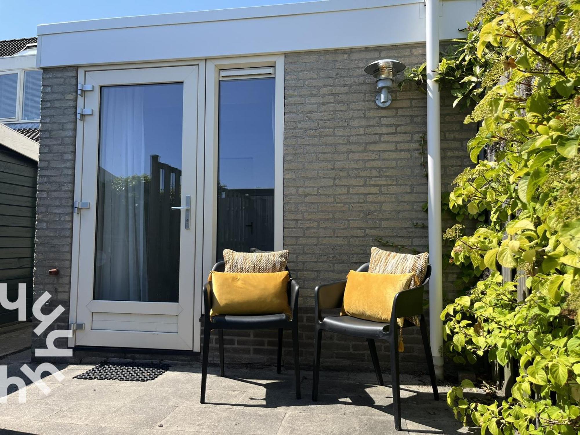 Fijne Vakantiewoning In Domburg Op Loopafstand Strand En Centrum Met Parkeerplaats Esterno foto